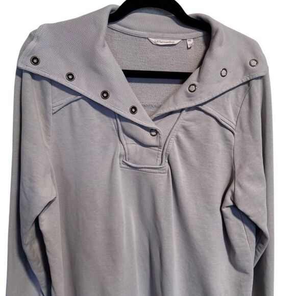 Soft Surroundings- Exposed Seam Button Oversized Spread Collar Sweatshirt, PXL - Picture 3 of 8